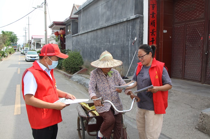 共同開展《滕州市市民文明公約》宣傳活動(dòng) (4).JPG